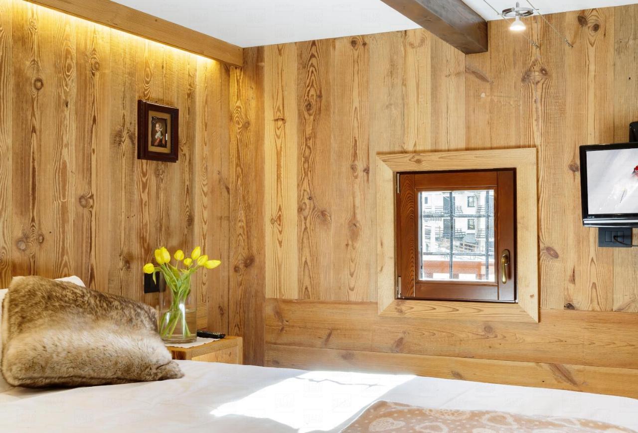 Hellochalet - Chalet Grene Typical House With Garden - 1Km Cabelcar Valtournenche Exterior photo